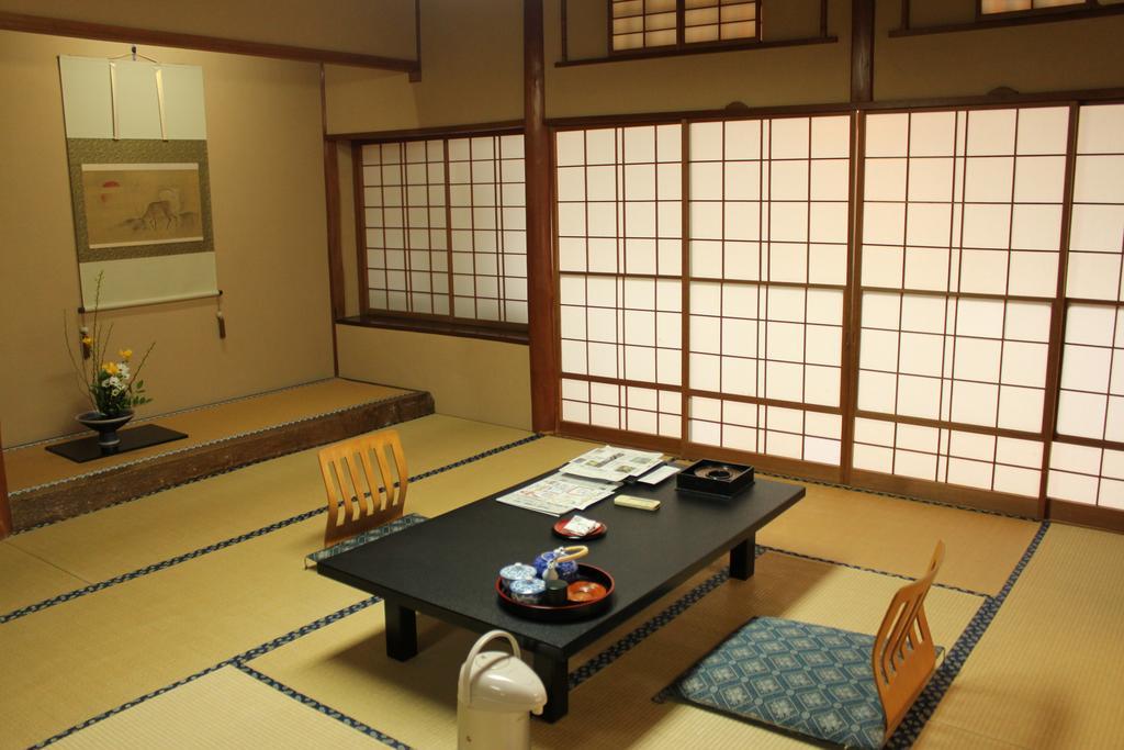 Seiranso Hotel Yugawara Exterior photo