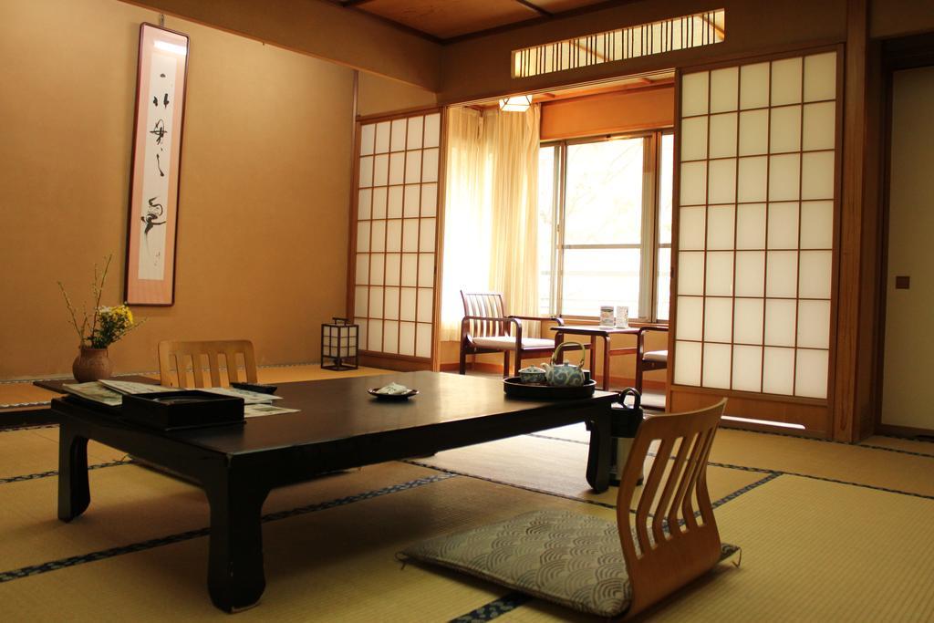 Seiranso Hotel Yugawara Exterior photo